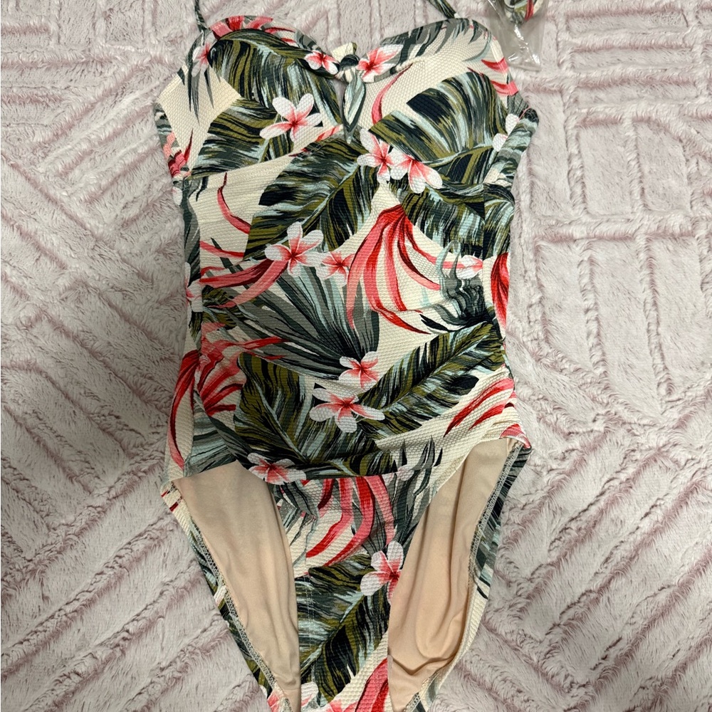 Kona Sol Floral Swimsuit Size Small